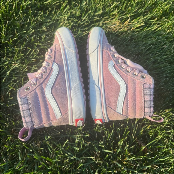 Girls Pink MTE Vans size 12 - Picture 5 of 8